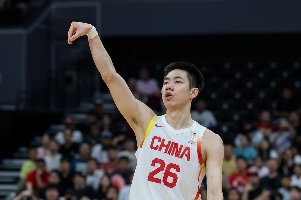 华体会体育登录入口-中国男篮为啥被没归化的韩国打花2场？球迷：因为有周琦和张公子